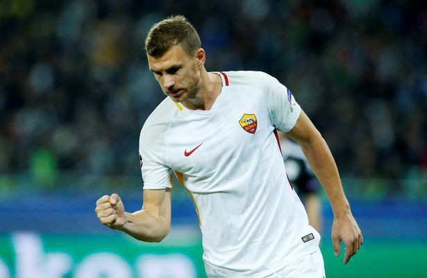 H&igrave;nh ảnh: Chelsea rất muốn c&oacute; Dzeko trong kỳ chuyển nhượng n&agrave;y