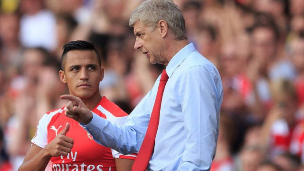 Alexis Sanchez chia tay Arsenal không phải vì... tiền