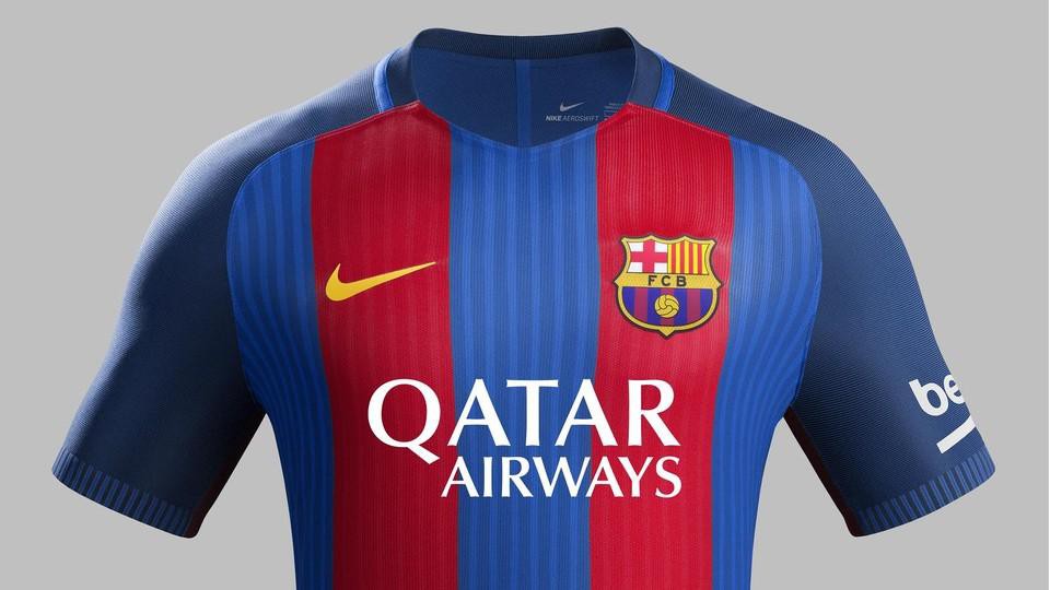 Barca ký hợp đồng với Qatar Airways, tạm vơi nỗi lo vỡ nợ