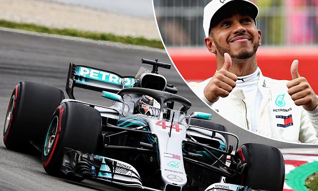 Barcelona GP 2018: Hamilton giành pole, Mercedes độc bá dẫn đầu