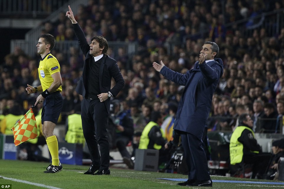Bị "xóa tên" trước trận gặp Barca, ngày tàn của Conte sắp đến?