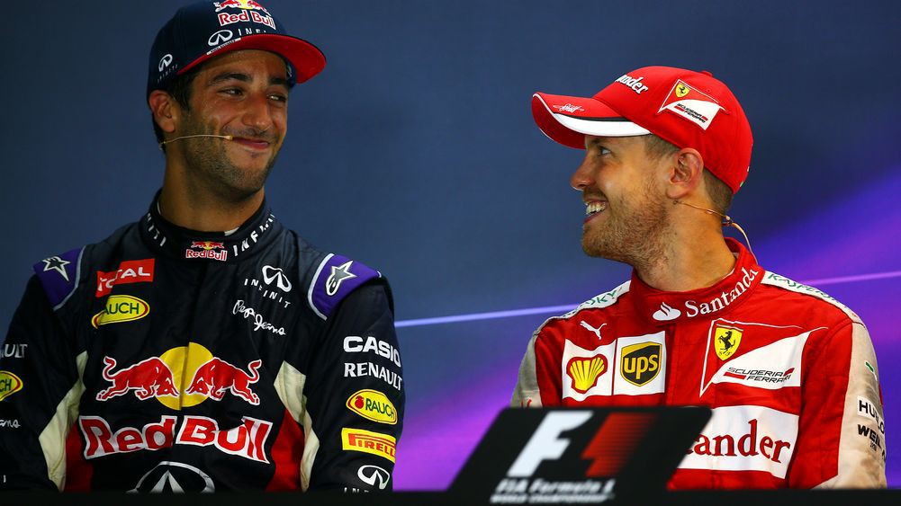 Thách thức Ferrari, Mercedes đưa về tay đua ngổ ngáo Ricciardo?