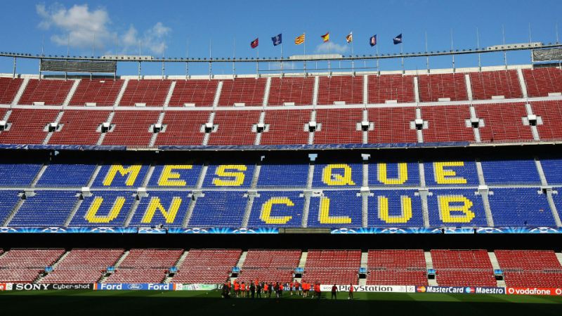 H&igrave;nh ảnh: Camp Nou đ&atilde; trở th&agrave;nh một biểu tượng, ng&ocirc;i đền thi&ecirc;ng của b&oacute;ng đ&aacute; xứ Catalan n&oacute;i ri&ecirc;ng v&agrave; BĐTG n&oacute;i chung