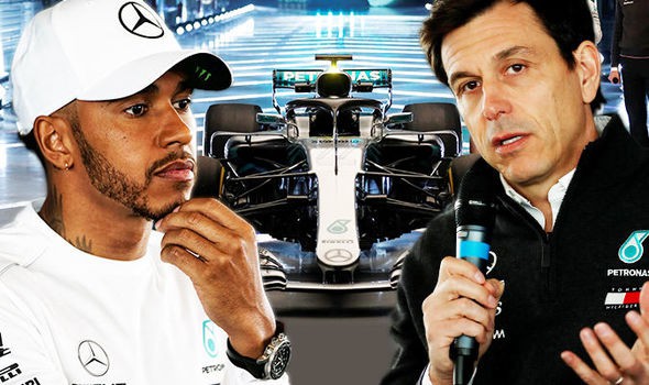 Dẫn đầu BXH đội đua F1 2018, Mercedes vẫn chìm trong rắc rối