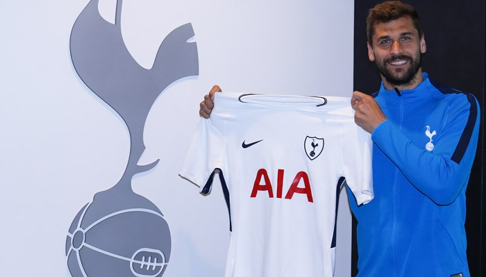 Spurs đ&atilde; nẫng Llorente ngay trước mũi Chelsea