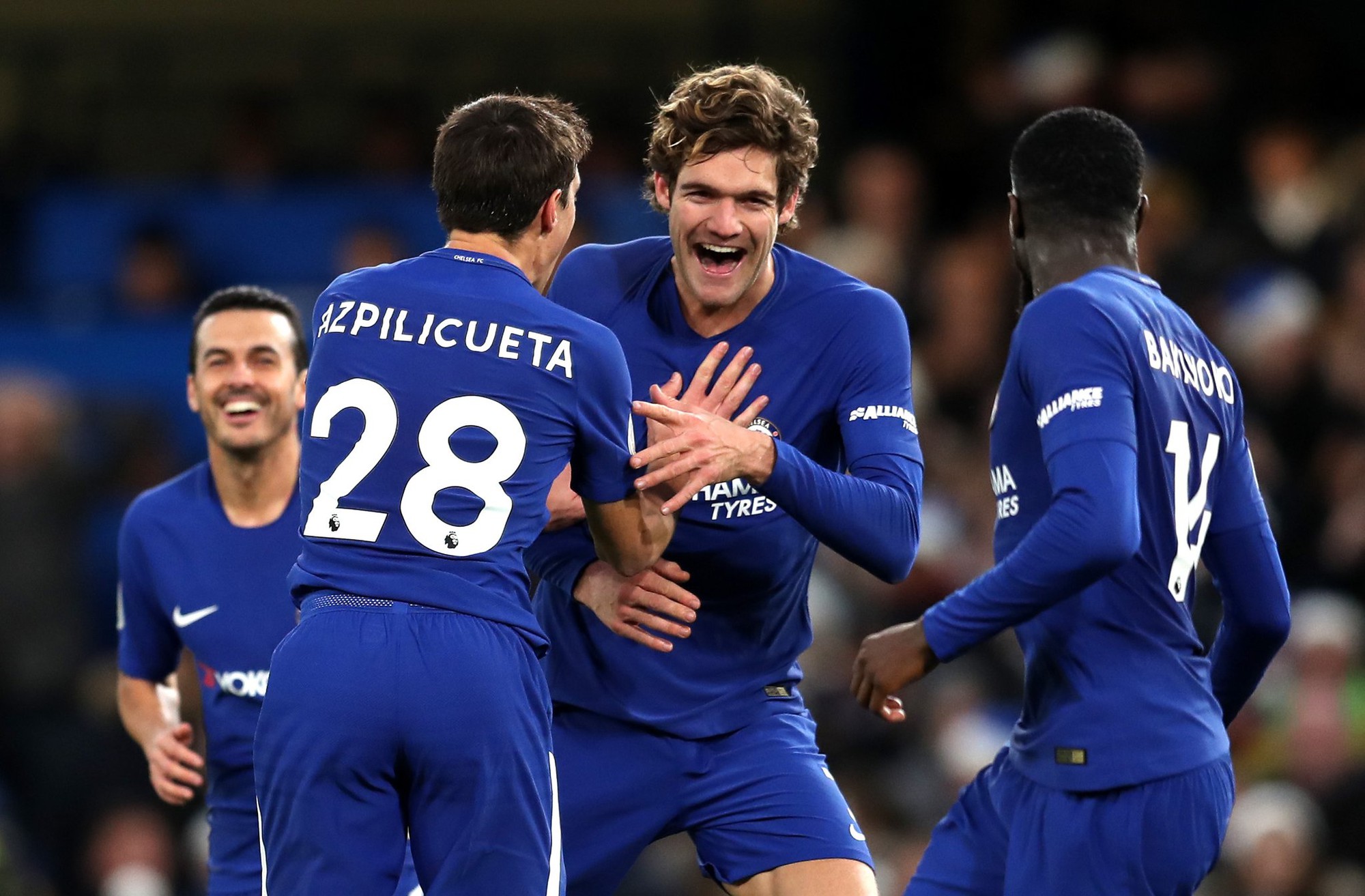 Kết quả bóng đá: Kỷ lục sút phạt thành bàn giúp Chelsea lấy 3 điểm