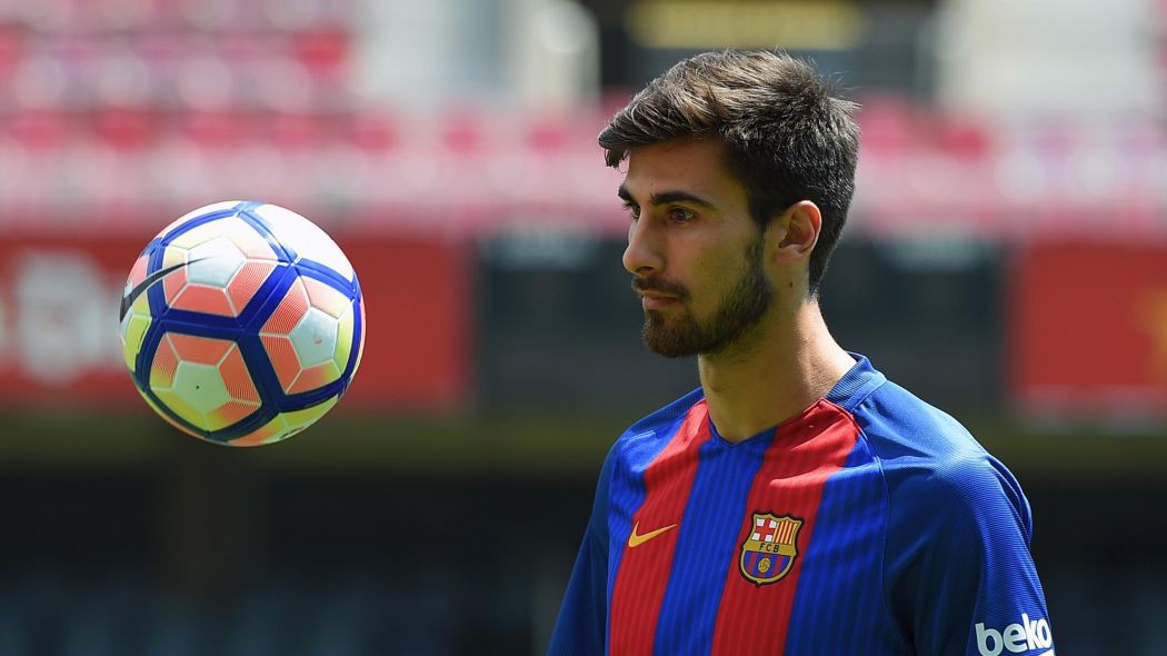 Khi La Liga phải “thắt lưng buộc bụng”