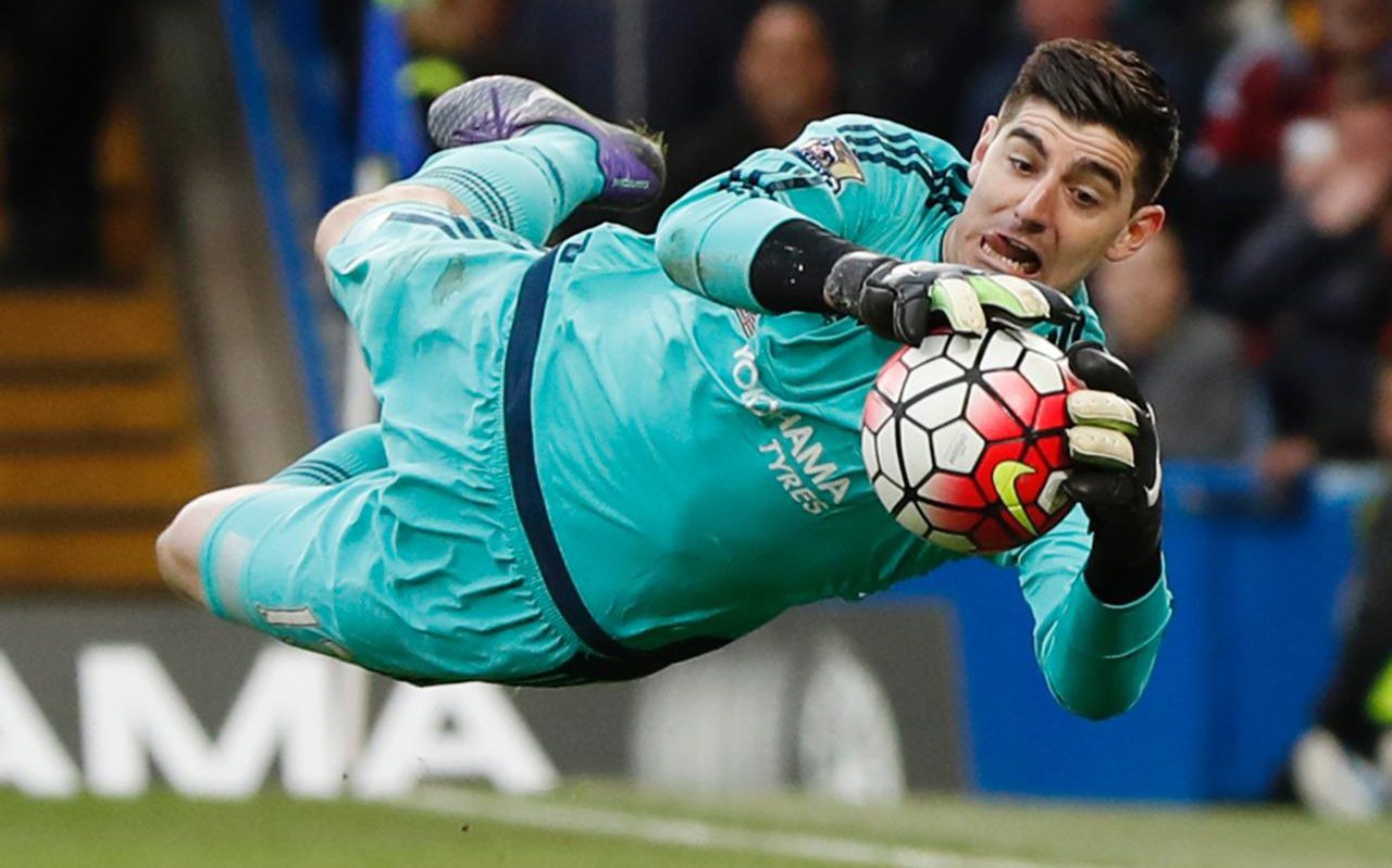 Mỗi pha cứu thua của Courtois có giá cả tỷ đồng