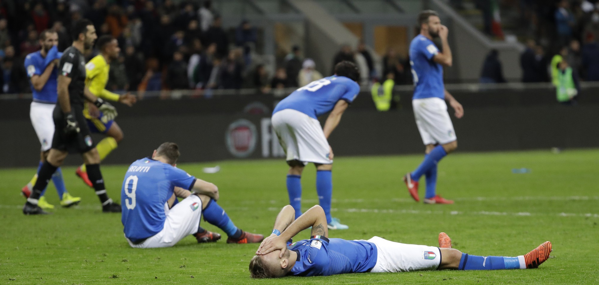 Italia và những đại gia "thi trượt" gây sốc nhất vòng loại World Cup