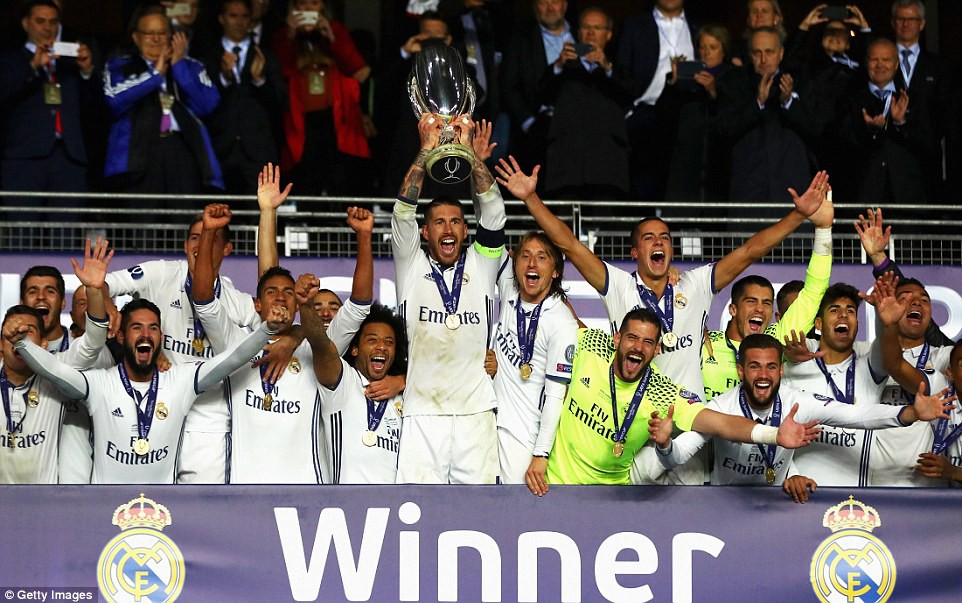 Ramos sắm vai cứu tinh, Real giành Siêu Cúp châu Âu