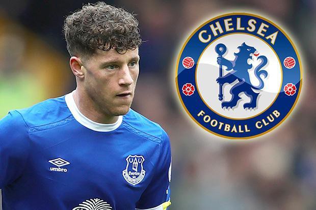 Tin bóng đá ngày 9/11: Chelsea nhắm mua Benteke và Barkley trong tháng 1