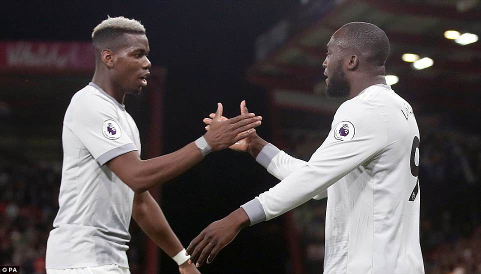 Video: Pogba lại gây "sốt" giúp Man Utd hạ Bournemouth