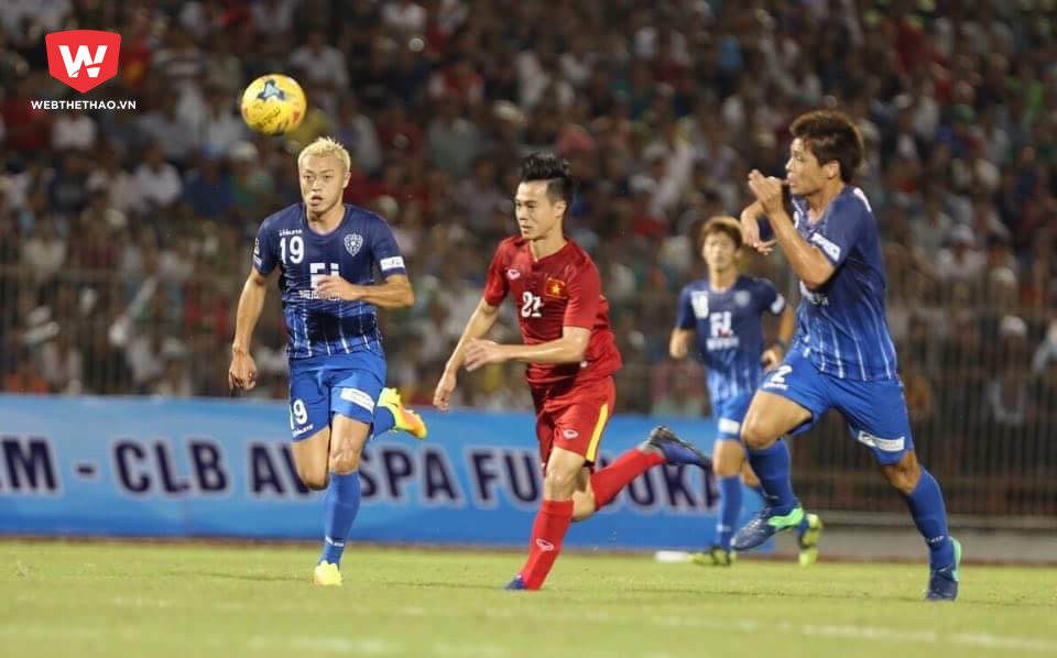Văn To&agrave;n v&agrave; người bạn th&acirc;n C&ocirc;ng Phượng lần đầu ti&ecirc;n đ&aacute; b&ecirc;n cạnh nhau sau hơn 1 năm. Ảnh DD