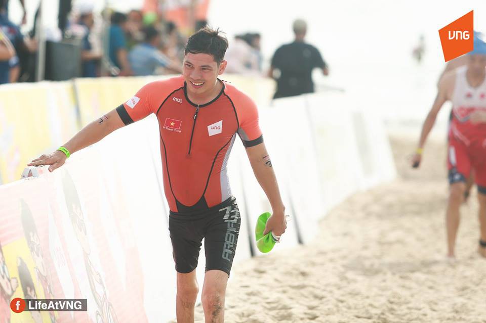 Ironman 70.3 Vietnam là lần đầu tiên Võ Thanh Tùng bơi biển với độ dài lên tới 1,9km. Ảnh: VNG Ironman 70.3 Vietnam là lần đầu tiên Võ Thanh Tùng bơi biển với độ dài lên tới 1,9km. Ảnh: VNG