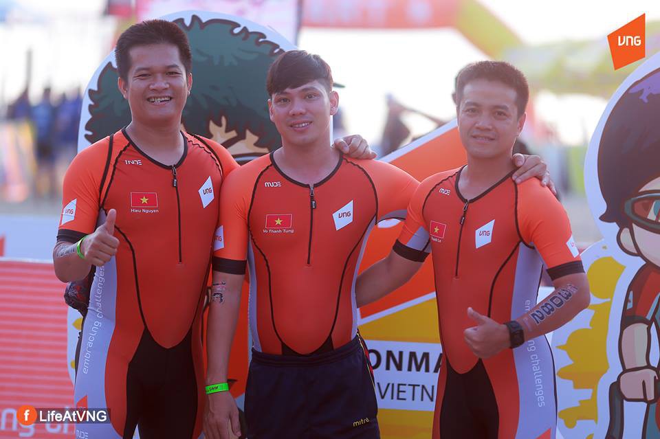 Từ trái qua phải: Nguyễn Đình Hiếu, Võ Thanh Tùng và Lê Đức Thành. Ảnh: VNG. Từ trái qua phải: Nguyễn Đình Hiếu, Võ Thanh Tùng và Lê Đức Thành. Ảnh: VNG.