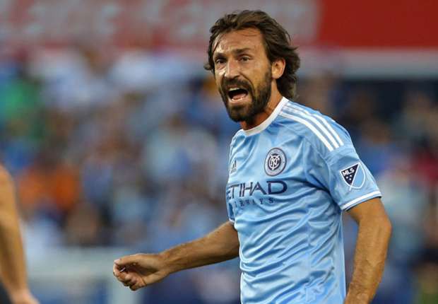 &Aacute;o đấu của Andrea Pirlo được b&aacute;n chạy nhất MLS 2016.