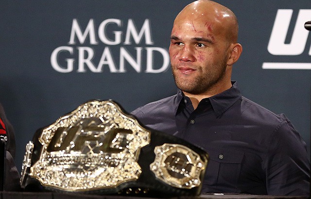 Chính thức: Robbie Lawler gặp Tyron Woodley tại UFC 201