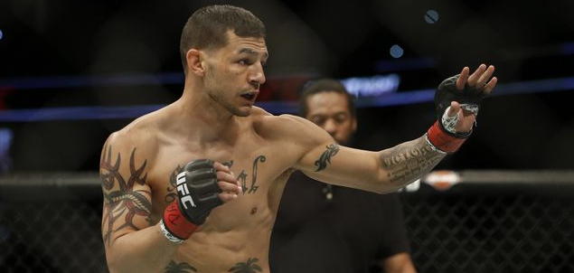 Cub Swanson trở lại UFC Fight Night 92, nghi phạm giết Ryan Jimmo bị bắt