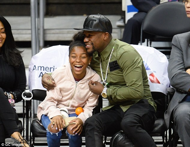 Floyd Mayweather bỏ ra 20 tỷ VNĐ để tổ chức sinh nhật cho con gái