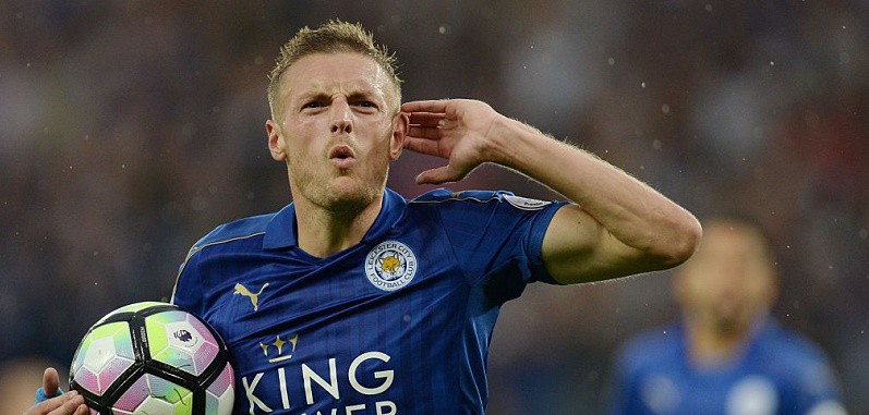 Video Vardy nổ súng, Leicester hạ gục Swansea