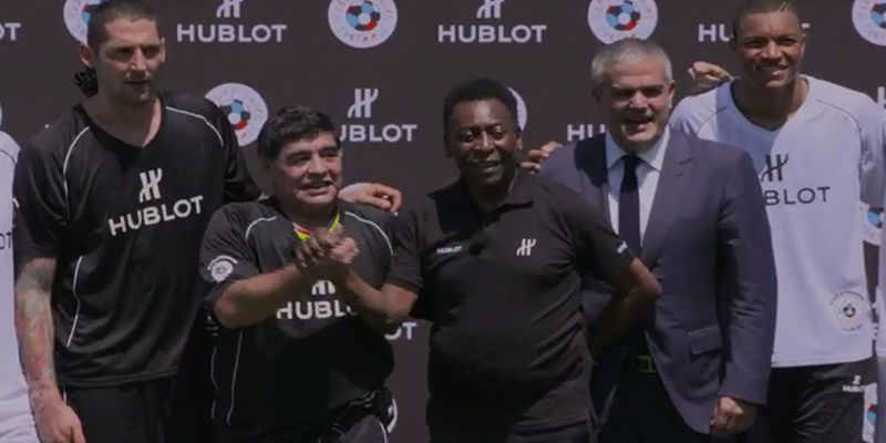 Video: Pelé và Maradona so tài trước thềm EURO 2016