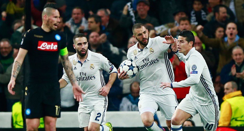 Real thắng dễ Napoli trong ngày Benzema lập kỷ lục