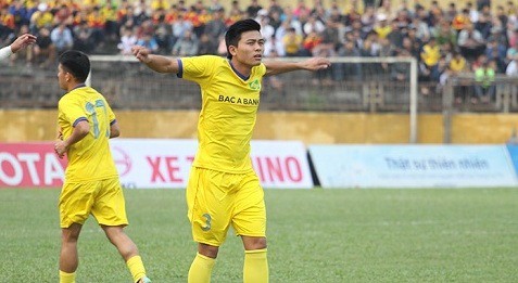 SLNA 3-2 Long An: Dấu ấn Hùng “xà ngang”