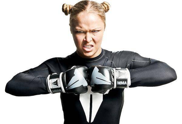Video: Xem lại các chiến thắng của "Nữ hoàng UFC" Ronda Rousey