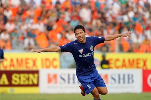Video: Top 5 bàn thắng đẹp nhất Vòng 7 V.League 2016