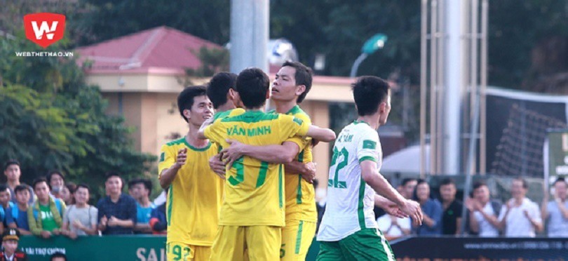 Top 5 bàn thắng đẹp nhất vòng 8 HPL-S4