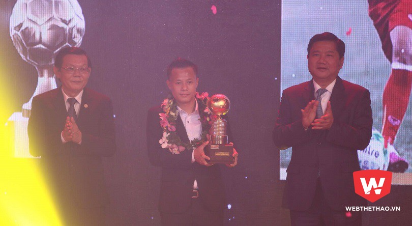 Thành Lương giành Quả bóng Vàng 2016