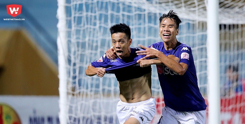 Vòng 25 V.League 2017: Hà Nội FC chạm một tay vào chức vô địch