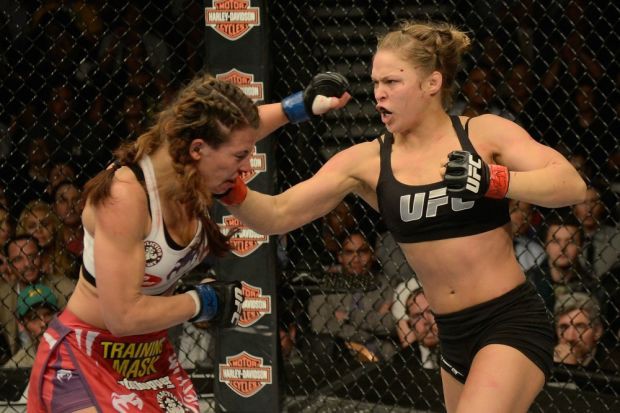 Họp báo UFC 200: Jones nói đểu Cormier, Tate muốn gặp Rousey