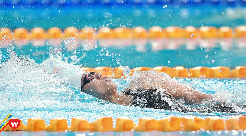 Vì sao Ánh Viên thất bại 200m bướm nhưng phá kỷ lục 100m ngửa?