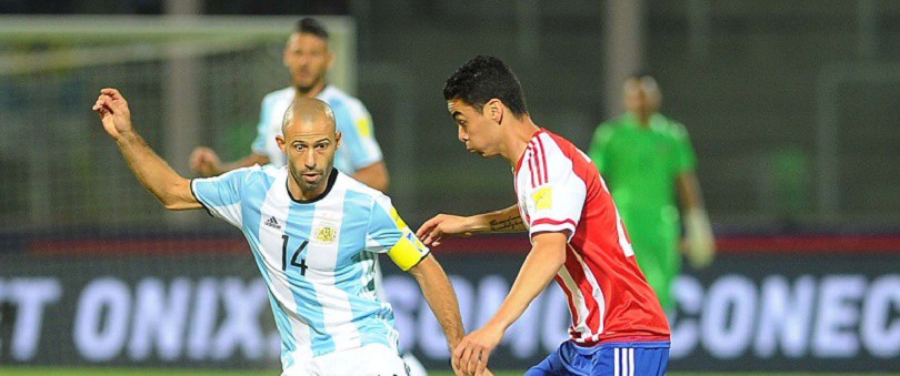 Video: Aguero sút trượt penalty, Argentina thua đau trên sân nhà