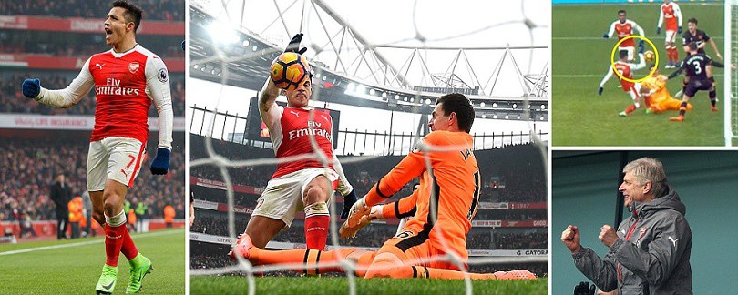 Video: Bàn tay của Sanchez "giúp" Arsenal có 3 điểm trước Hull