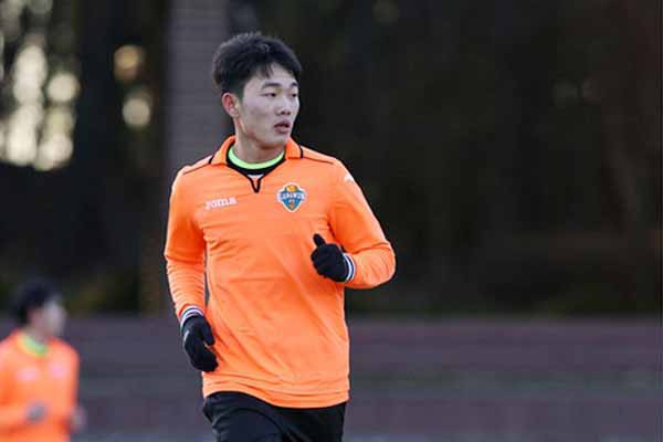 Video: Cận cảnh pha kiến tạo của Xuân Trường trong màu áo Gangwon FC