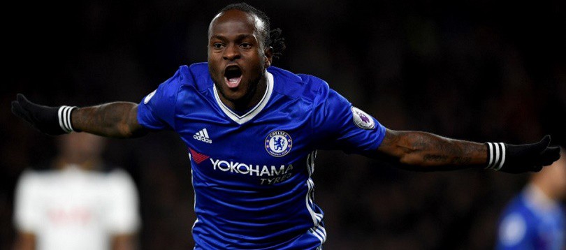 Video: Ngược dòng đánh bại Tottenham, Chelsea bảo toàn ngôi đầu