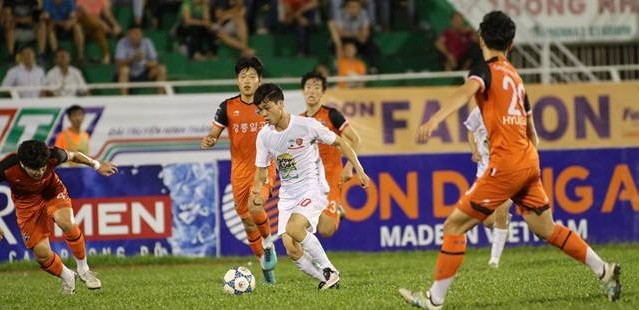Video: Công Phượng "nổ súng", U21 HA.GL vượt qua U21 Gangwon