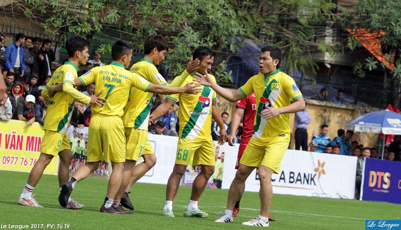 Video: "Đè bẹp" Đảo Sen JSC, Văn Minh có thắng lợi đầu tiên tại Le League
