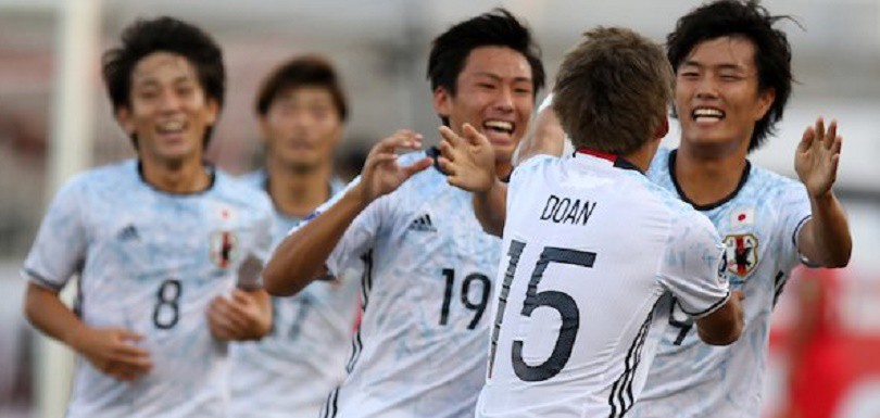 Video: "Đè bẹp" U19 Tajikistan, Nhật Bản gặp Việt Nam tại bán kết