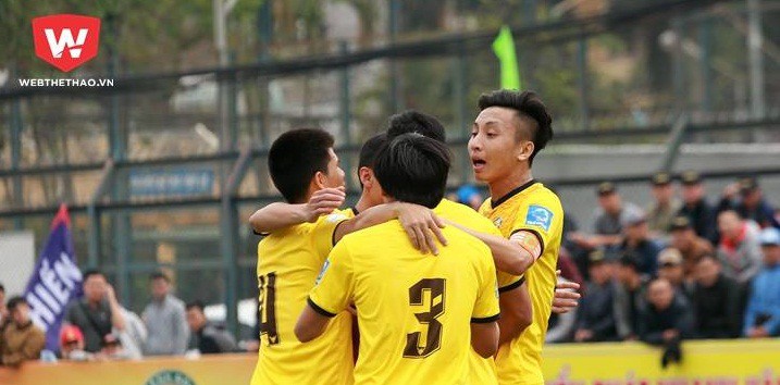 Video: Ghi 2 bàn trong 1 phút, Phương "Vertu" giúp DTS "đè bẹp" Văn Minh