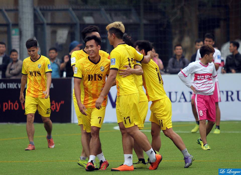 Video: Ghi bàn phút bù giờ, DTS lên ngôi vô địch Le League