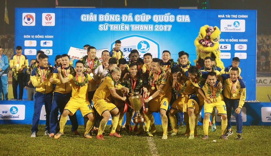 Video kết quả: Đè bẹp Bình Dương, SLNA vô địch Cúp Quốc gia 2017