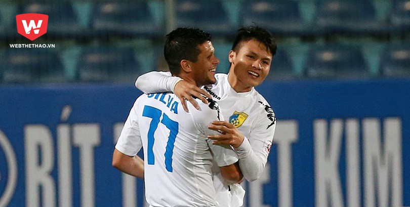 Video: Quang Hải lập cú đúp, Hà Nội FC thắng kịch tính Quảng Ninh