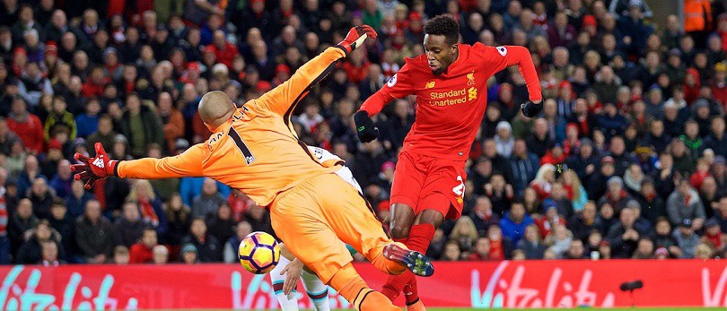Video: Sai lầm hàng thủ khiến The Kop chia điểm với West Ham