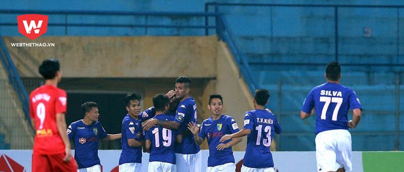 Video: Samson lập cú đúp, Hà Nội FC "đè bẹp" HA.GL