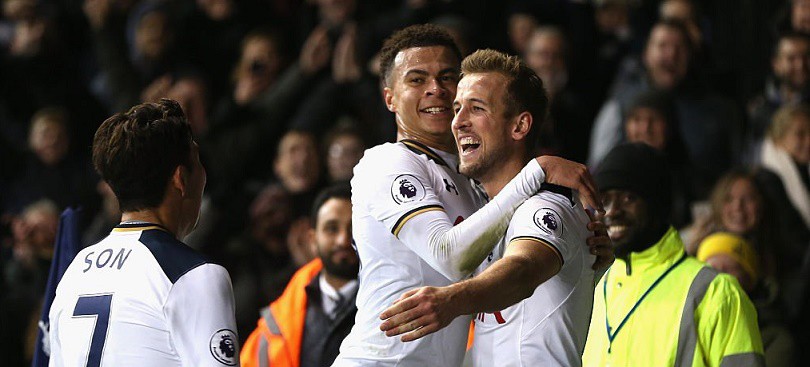 Video: Spurs vượt qua West Ham nhờ 3 phút điên rồ của Kane