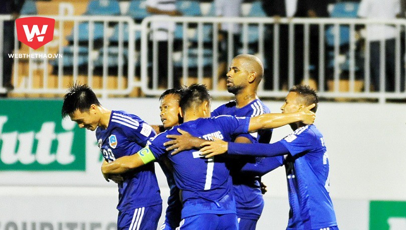 Video: Thắng ngược XSKT. Cần Thơ, Quảng Nam FC đe dọa ngôi đầu của FLC. Thanh Hóa