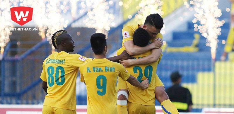 Video: Uche lập công, giúp FLC Thanh Hóa vượt qua Khánh Hòa